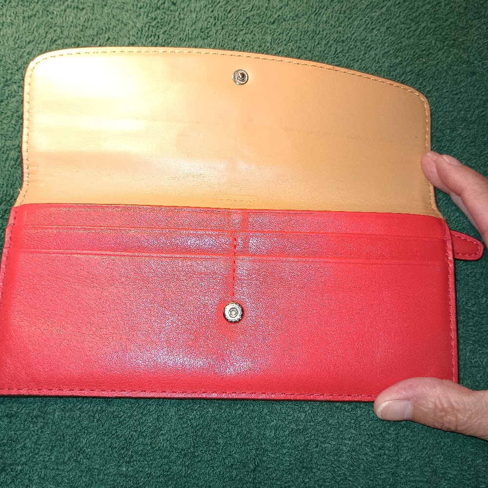 Wallet - Picture 2 of 7